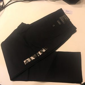 Banana Republic Aiden Chino 31x32